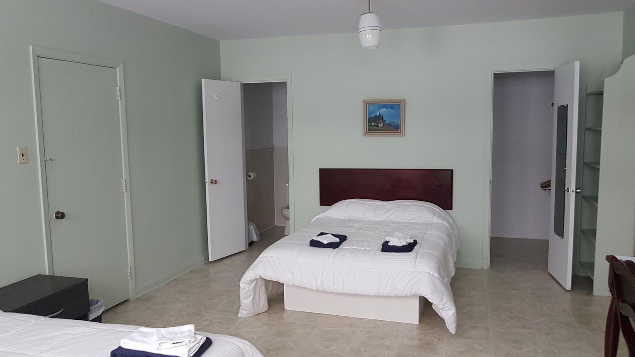 הוסטל Amos Domaine St-Viateur מראה חיצוני תמונה